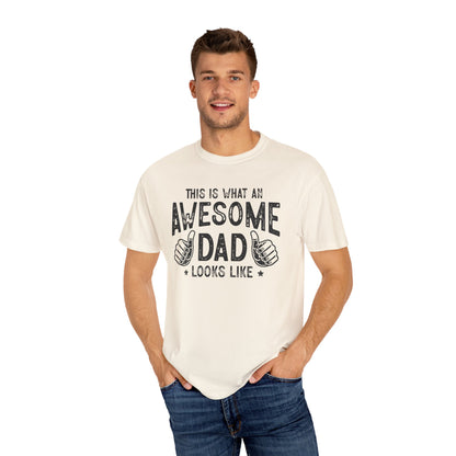 Awesome Dad Unisex T-Shirt - Perfect Gift for Father's Day, Dads, Family Gatherings, Fun and Casual Wear, Gifts for Him